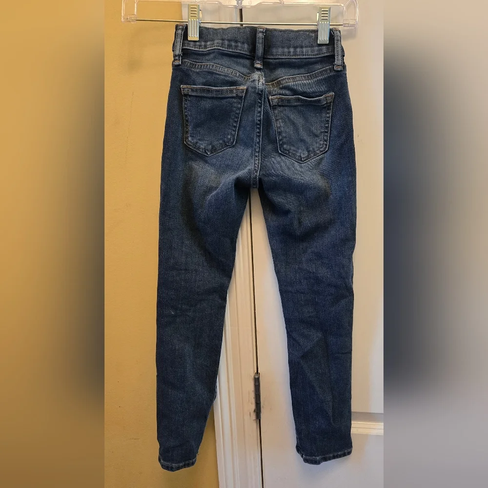 Old Navy Boy's Blue Distressed Karate Slim Jeans Size 6 Slim